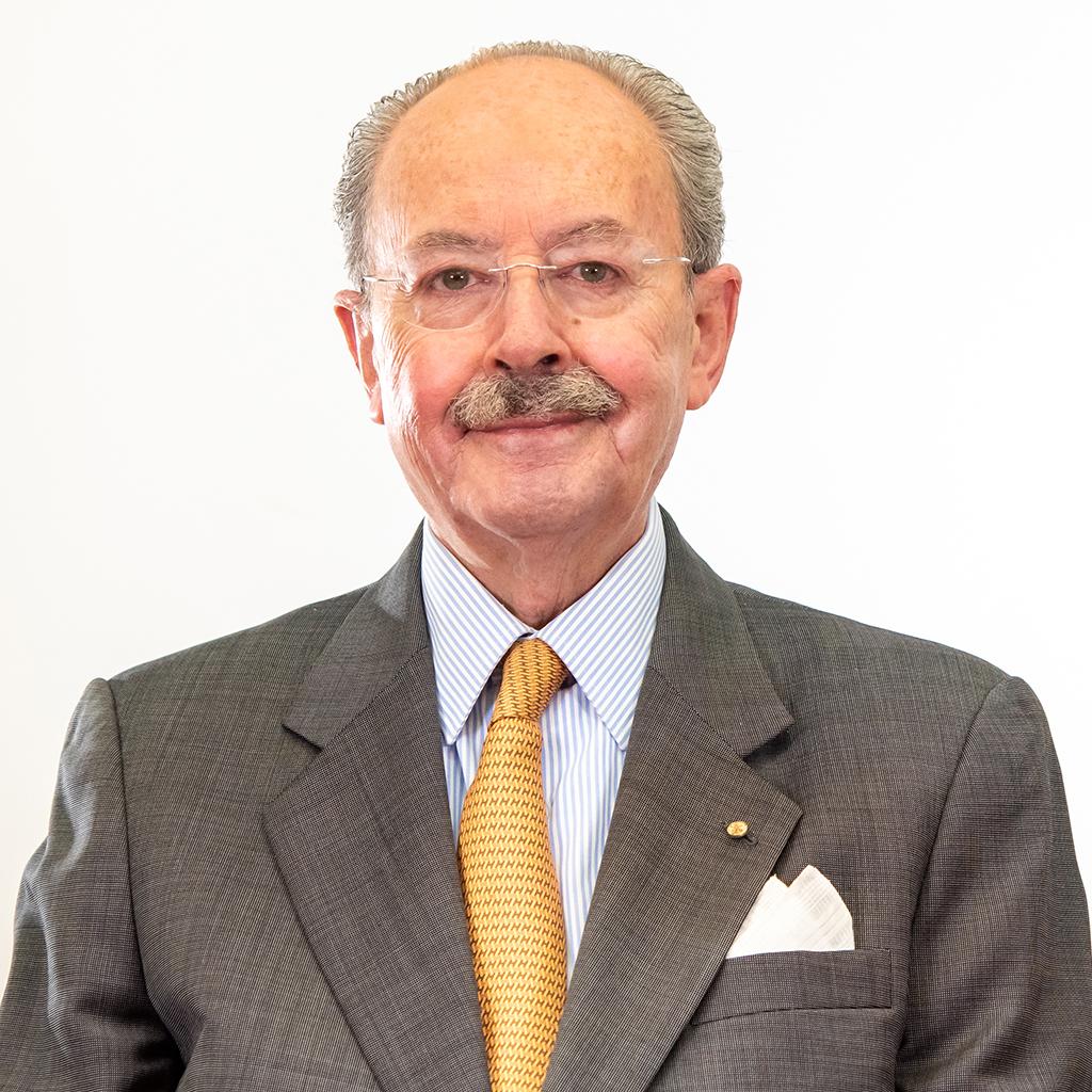 Lic. Antonio Murguía